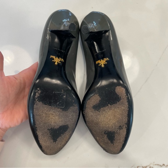 PRADA PATENT LEATHER HEELS - Charcoal Grey - Authentic - Picture 10 of 12